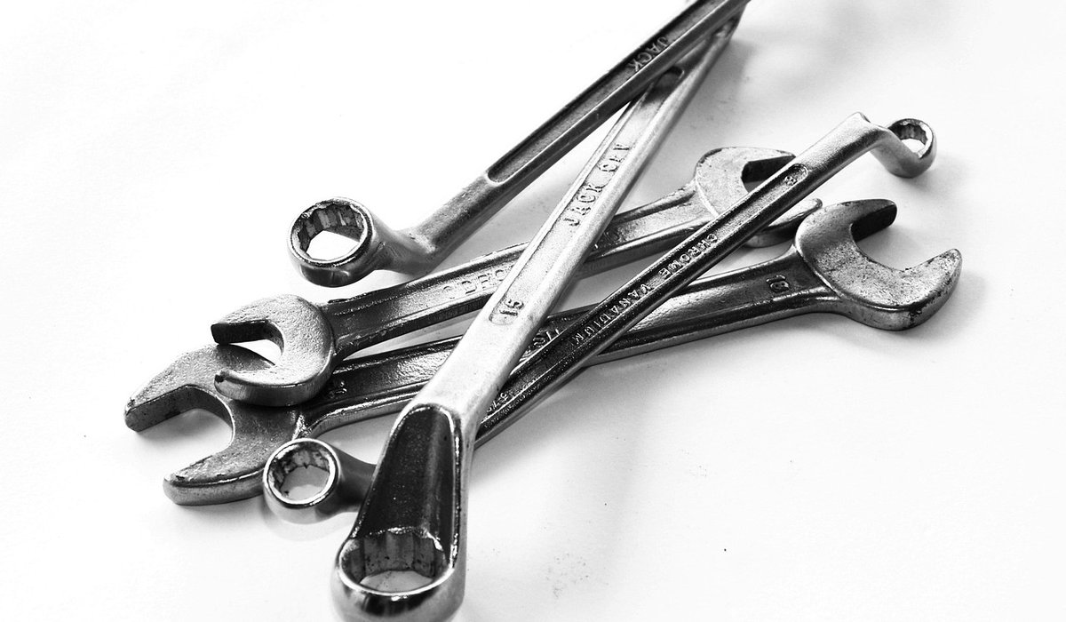 Understanding Screw Types for Common DIY Tasks